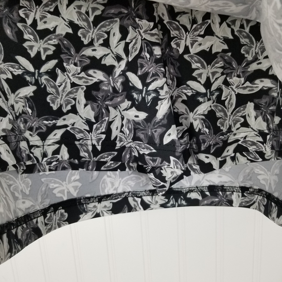 Golftini Women Fearless Skort Size Large Black Silver Print Butterfly Pickleball - Picture 8 of 11